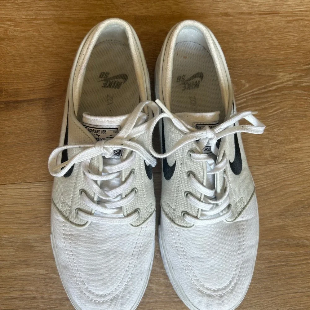 Nike SB Stefan Janoski Zoom Canvas Skate Shoes White Off-White Black Swoosh Low